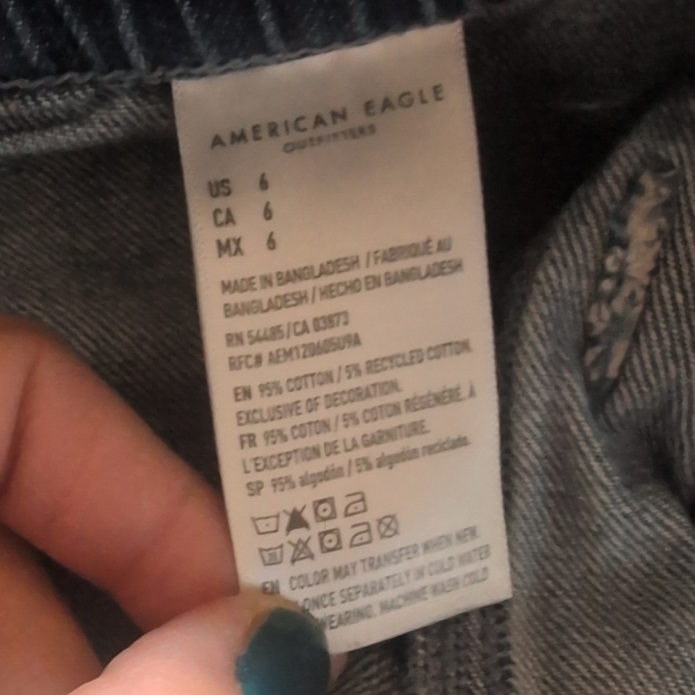 American Eagle Outfitters Highest Rise 90's Boyfriend Short Size 6 - Picture 5 of 5